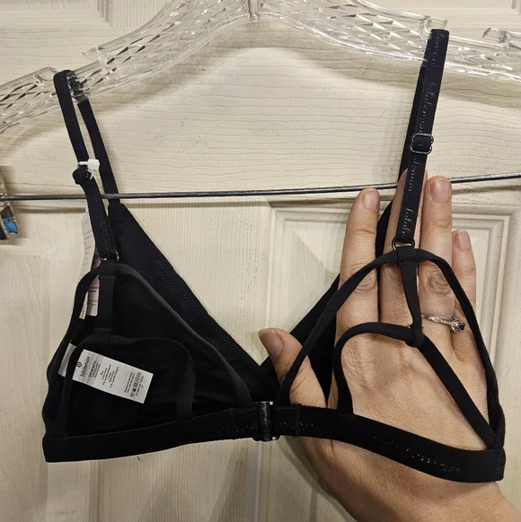 Lululemon Simply Strappy Bralette Black XS Extra Small NEW - Picture 8 of 9